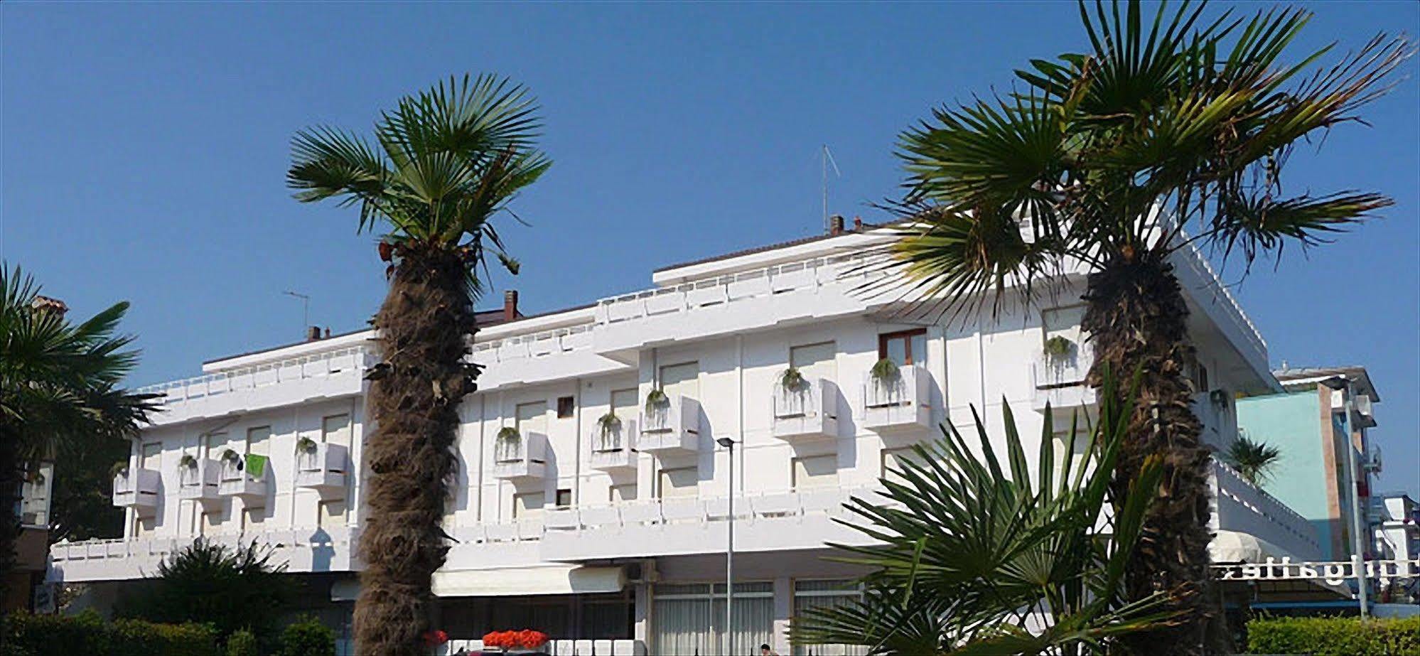 Hotel Pigalle Lido di Jesolo Exterior foto